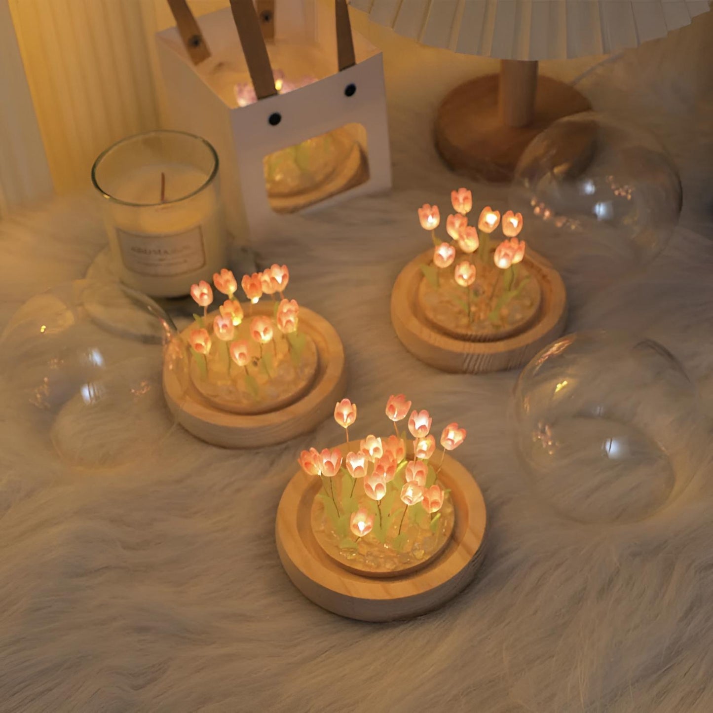 Lampka z Podświetlanymi Tulipanami